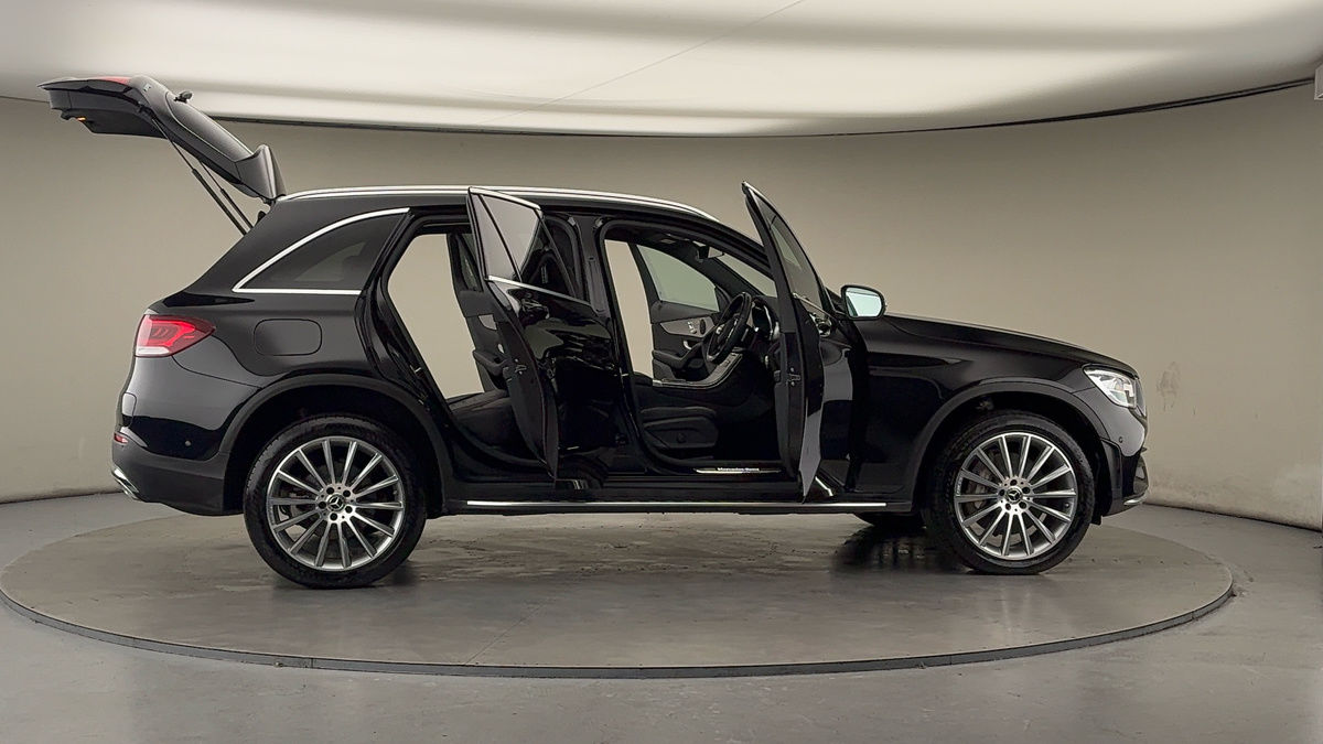 More views of Mercedes-Benz GLC