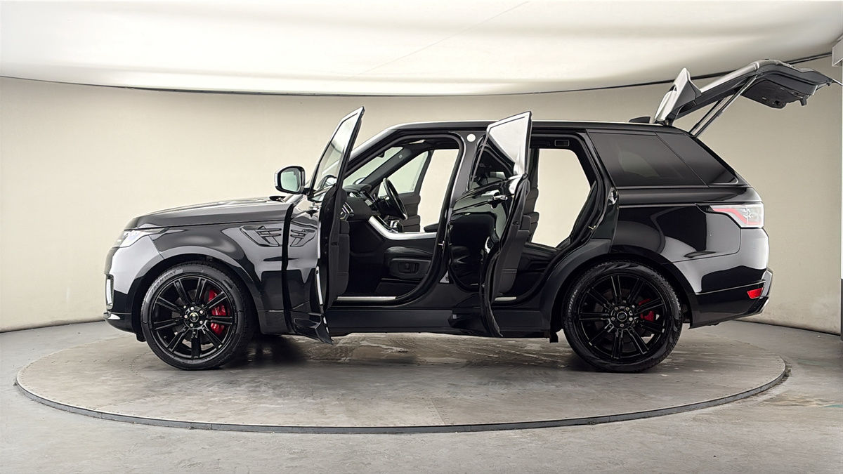 More views of Land Rover Range Rover Sport