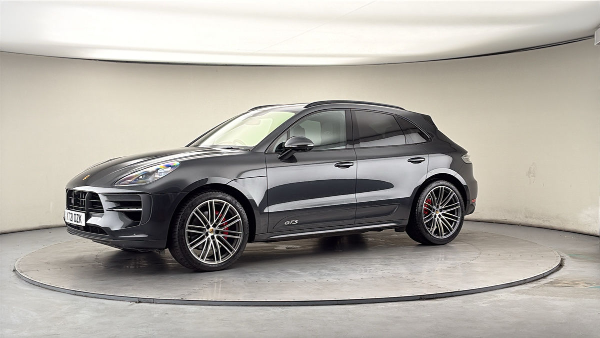 More views of Porsche Macan