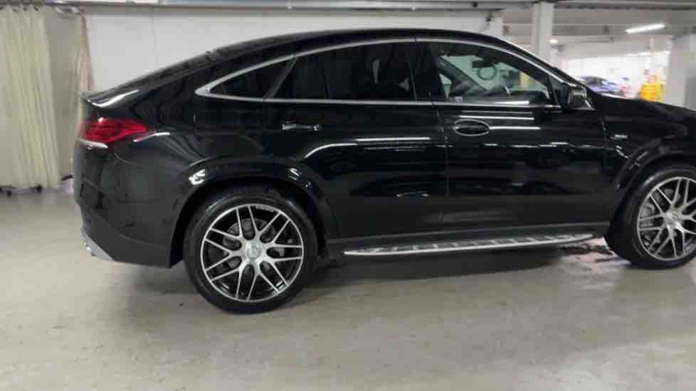 More views of Mercedes-Benz GLE