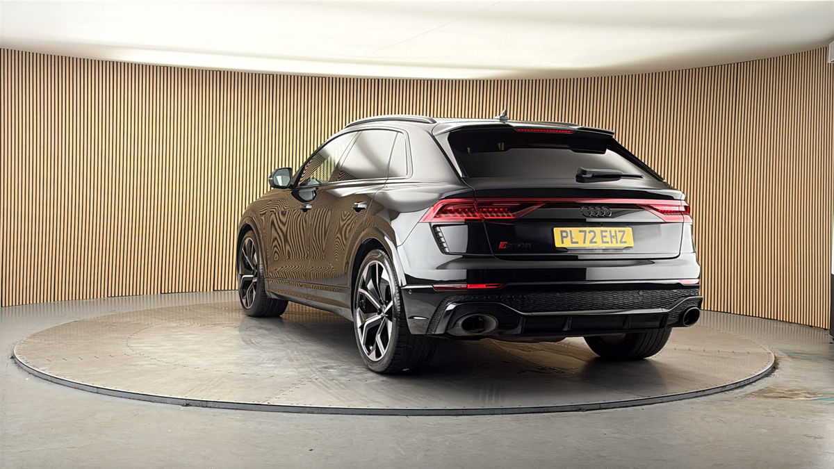More views of Audi RSQ8