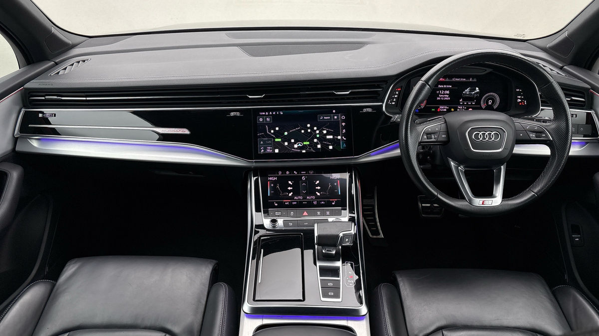 Audi Q7 Image 12