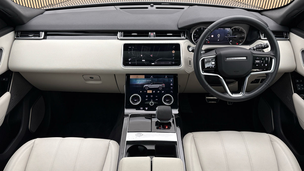 Land Rover Range Rover Velar Image 12
