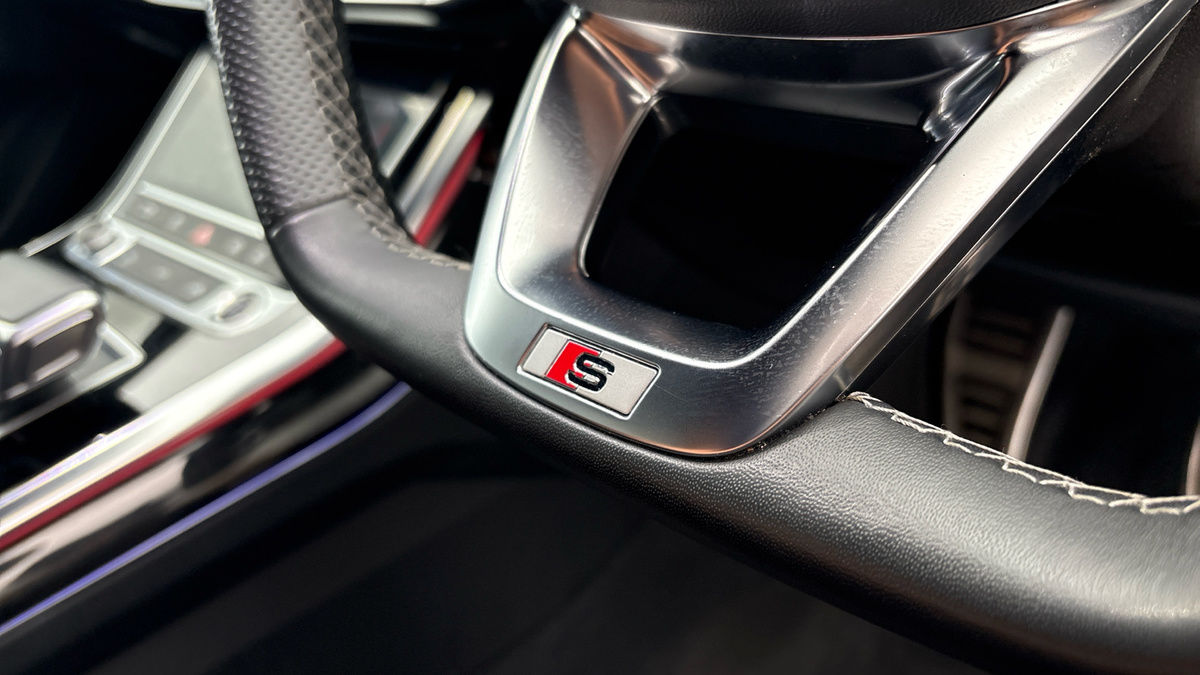 Audi Q7 Image 28