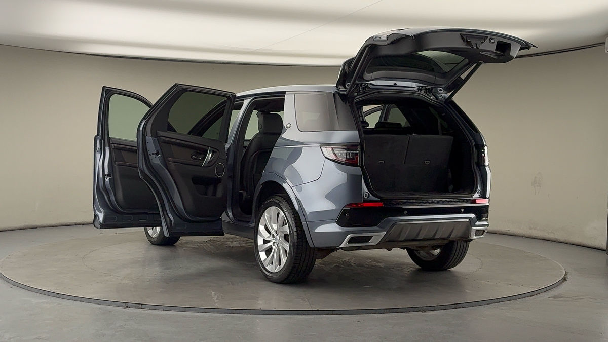 Land Rover Discovery Sport Image 23