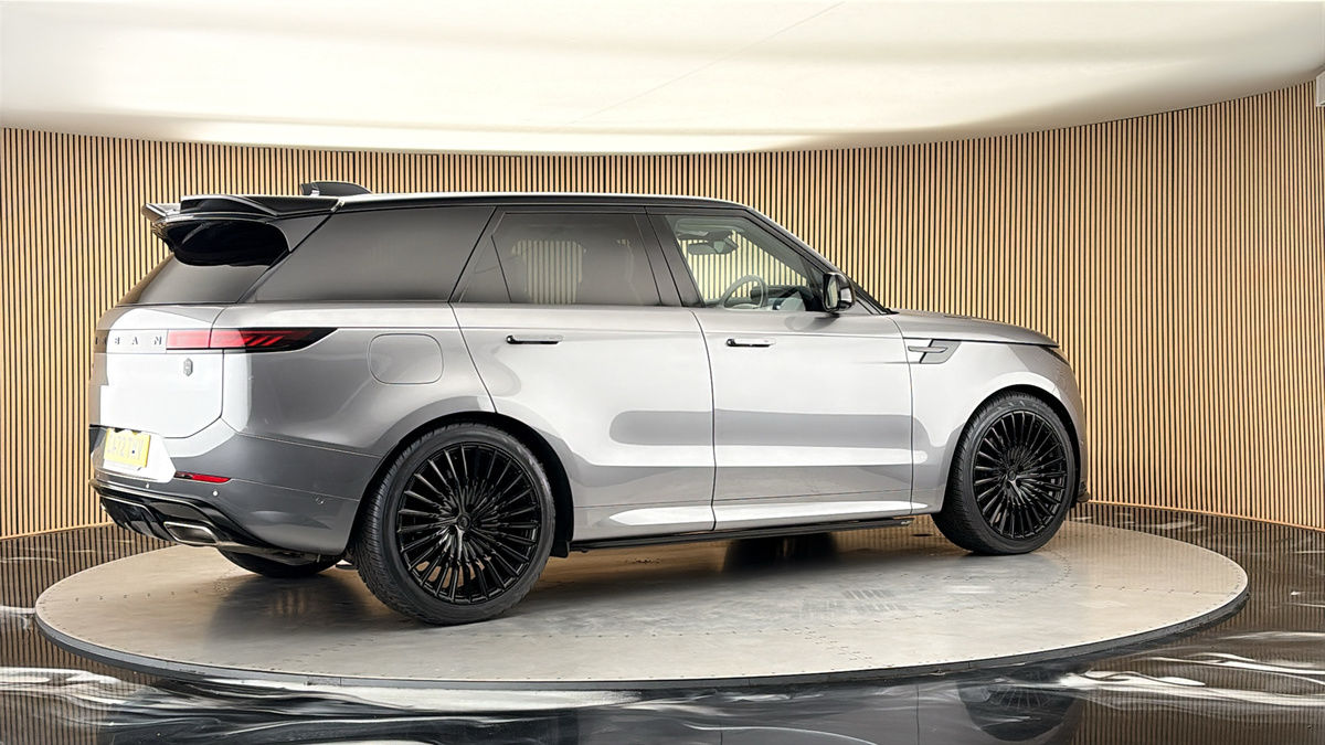 More views of Land Rover Range Rover Sport