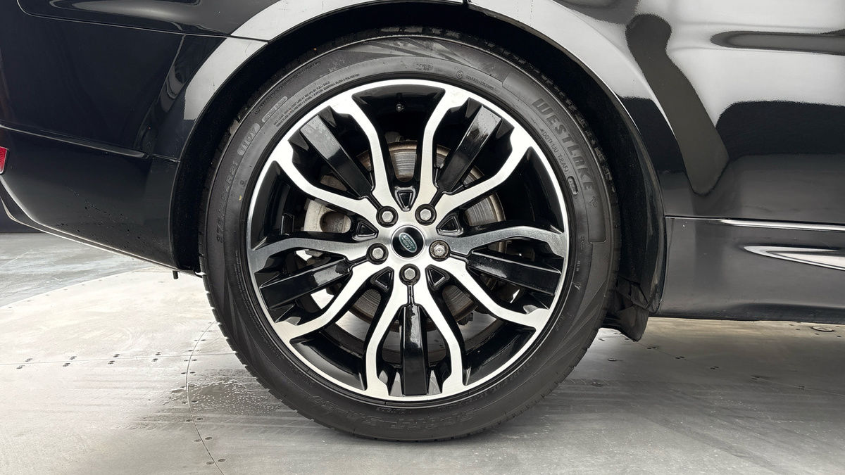 Land Rover Range Rover Sport Image 10