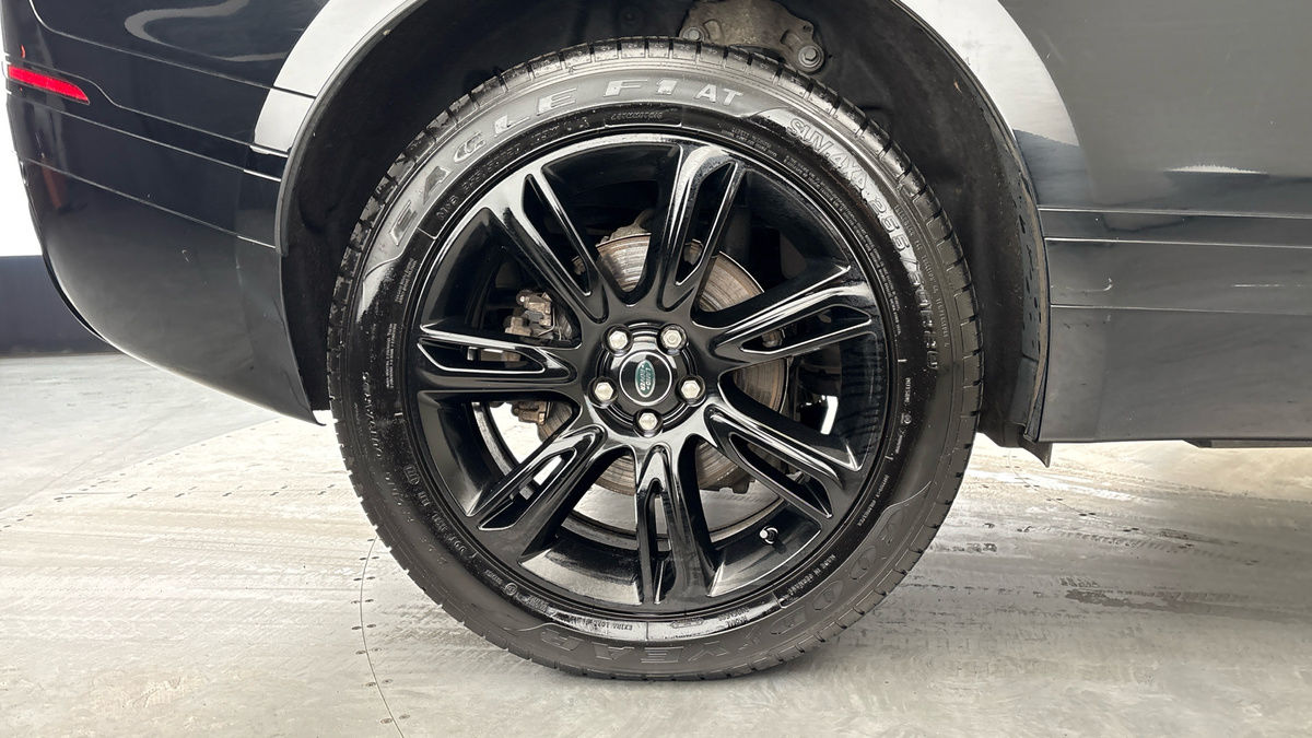 Land Rover Range Rover Velar Image 10