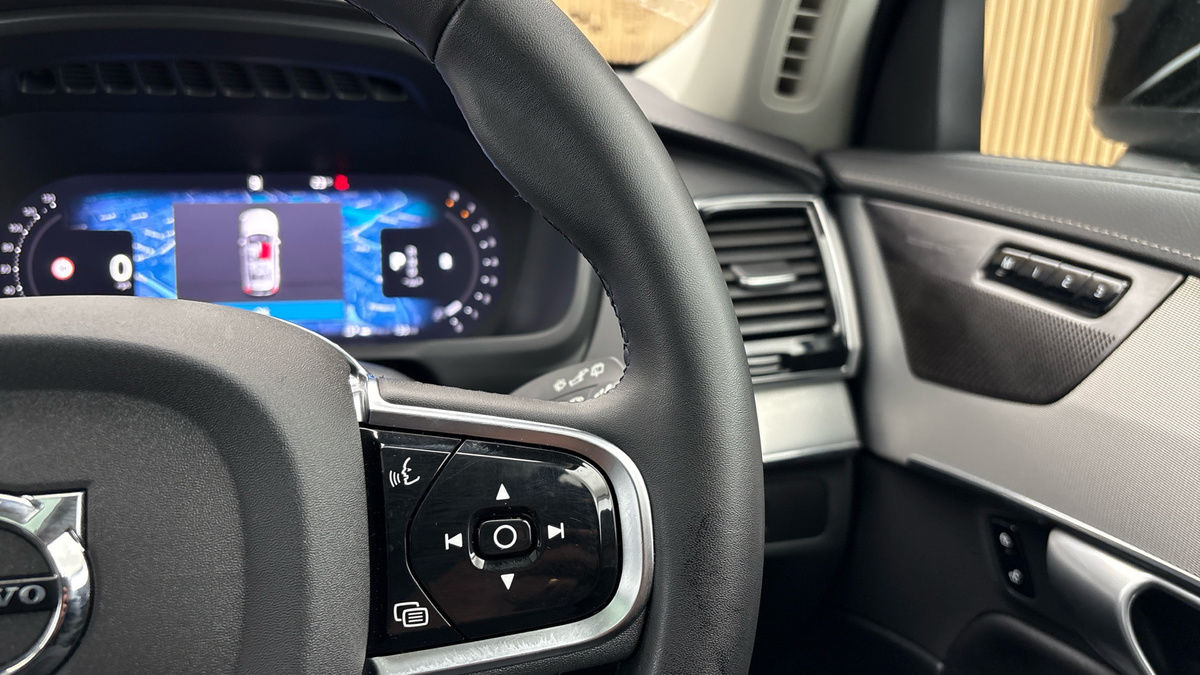 Volvo XC90 Image 14