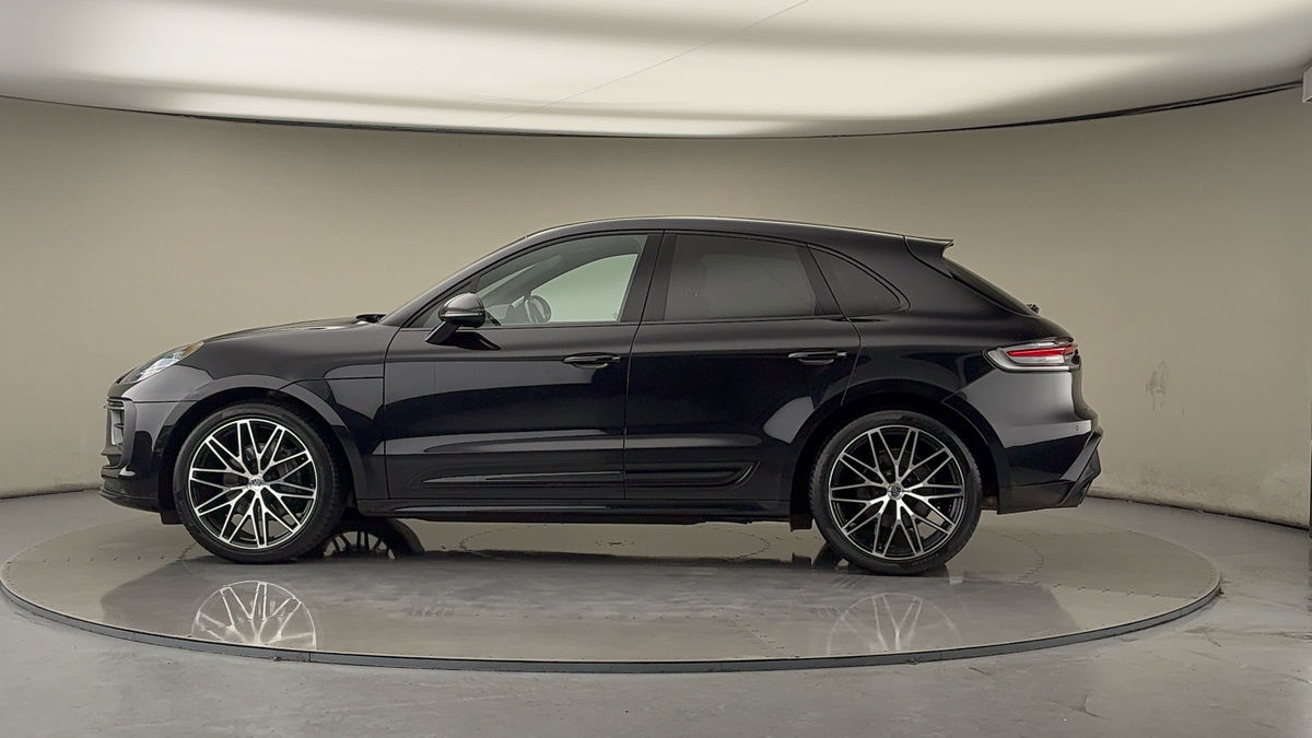 More views of Porsche Macan