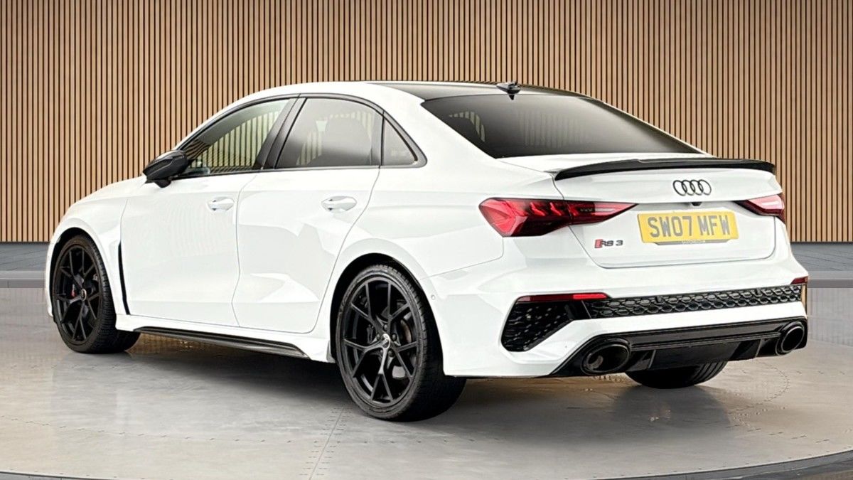 Audi RS3 Image 2
