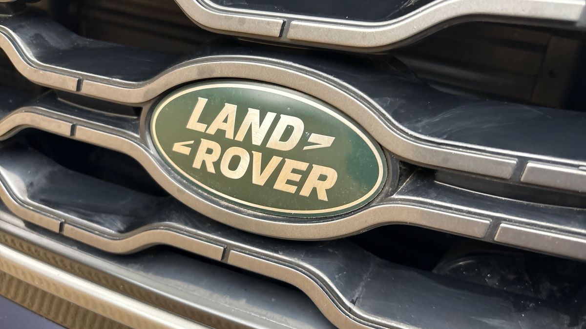 Land Rover Range Rover Sport Image 24