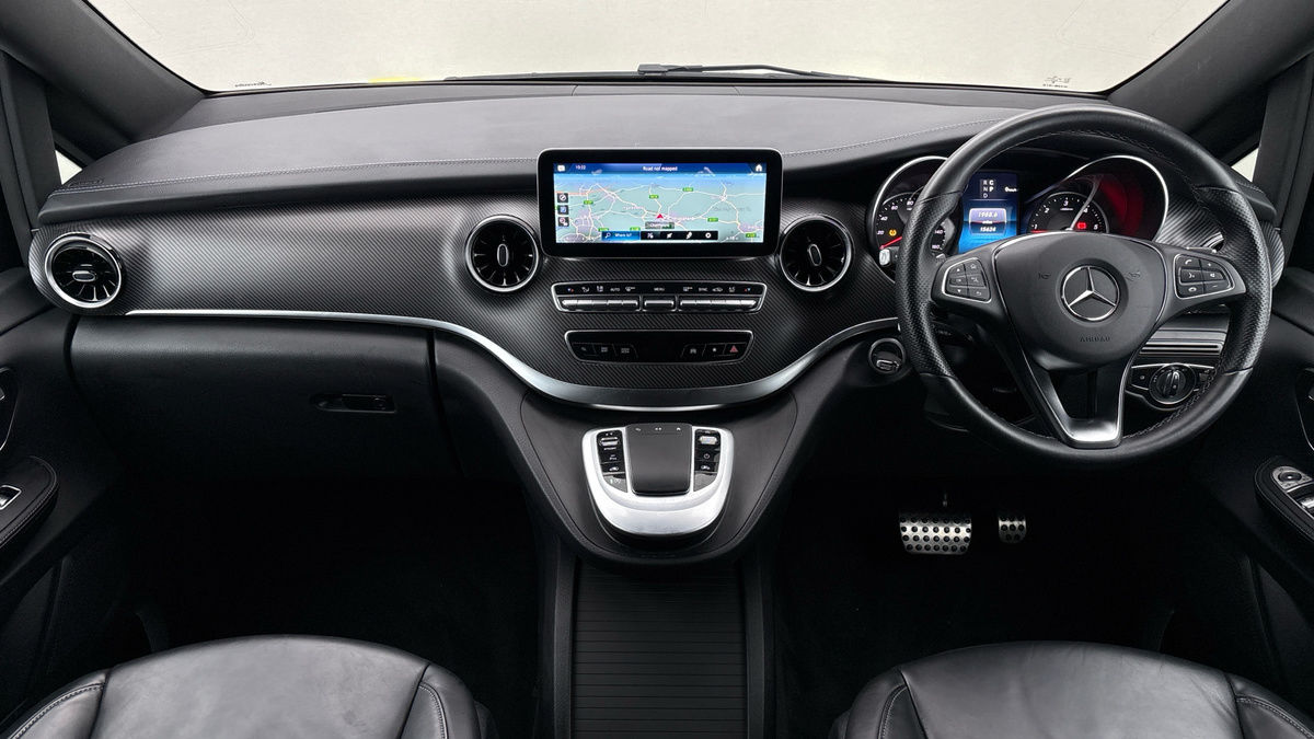 Mercedes-Benz V Class Image 12