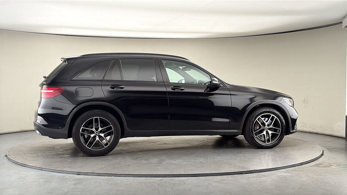 More views of Mercedes-Benz GLC
