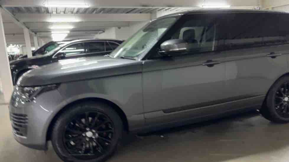 More views of Land Rover Range Rover