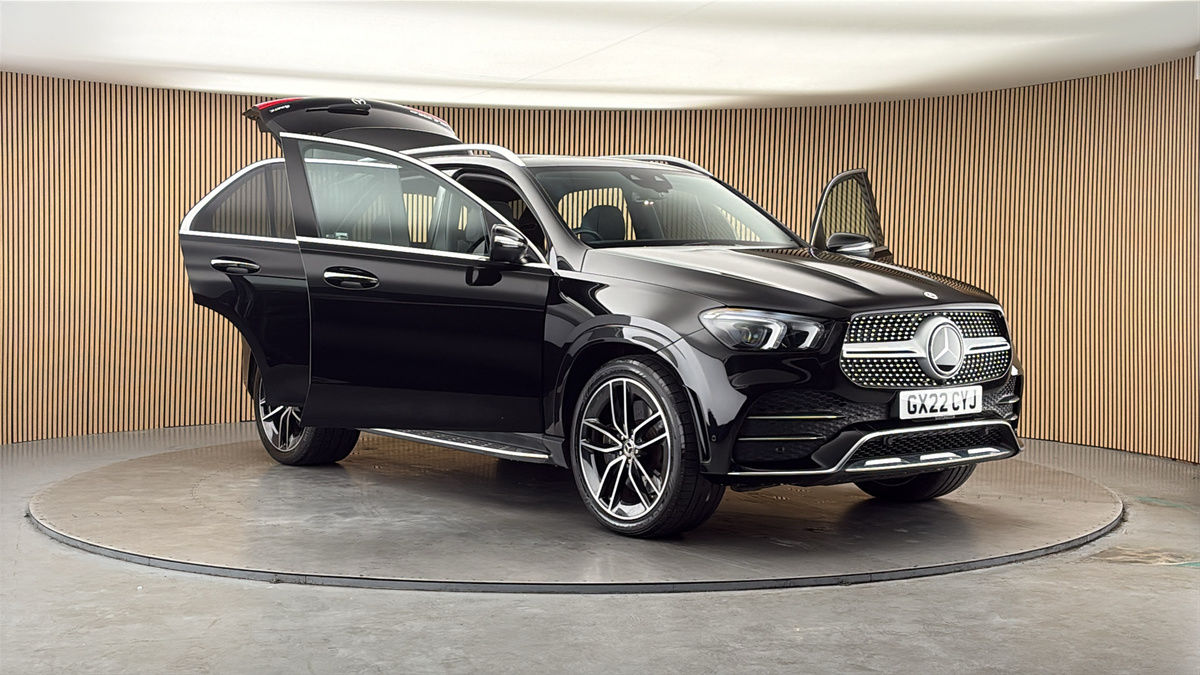 More views of Mercedes-Benz GLE