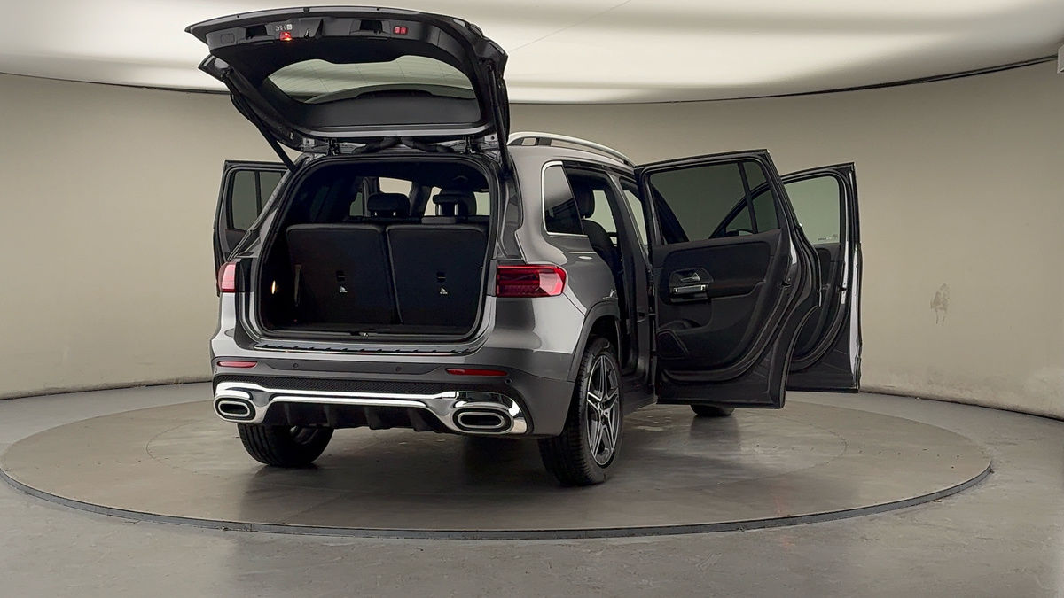 More views of Mercedes-Benz GLB