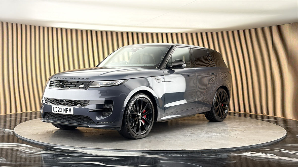 More views of Land Rover Range Rover Sport