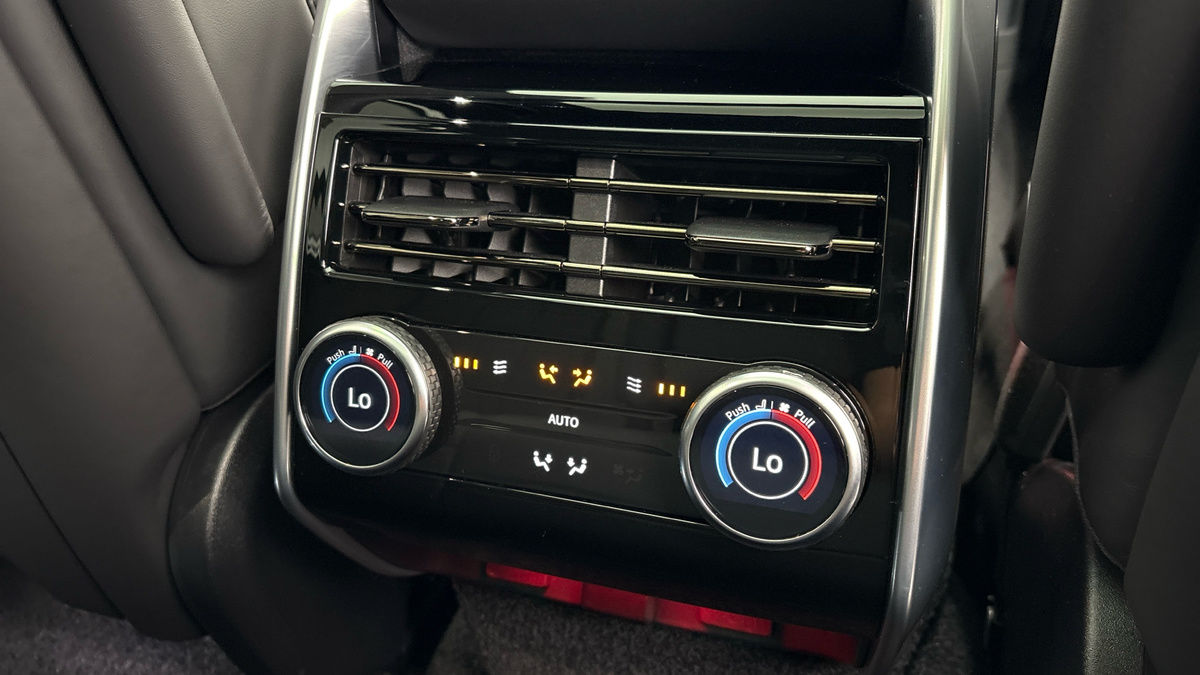 Land Rover Range Rover Image 28