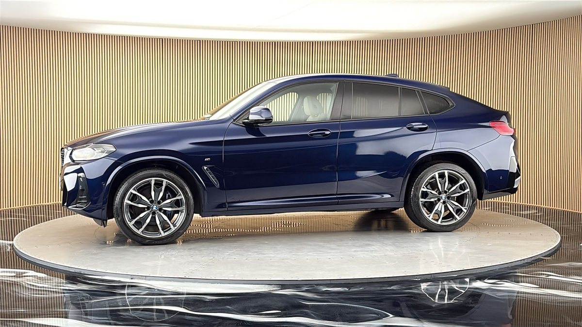 More views of BMW X4