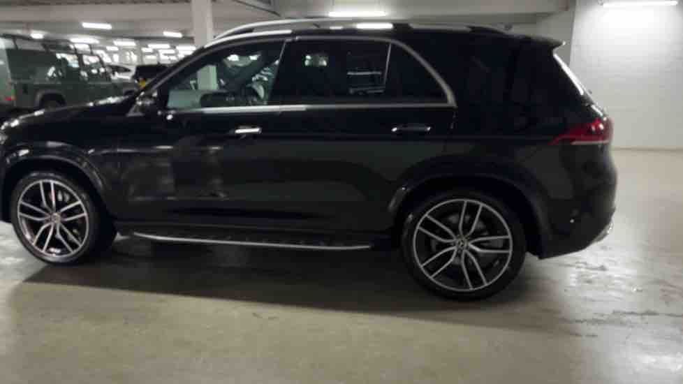 More views of Mercedes-Benz GLE