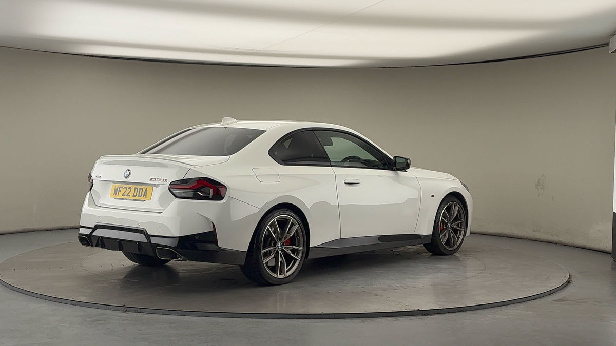 BMW 2 Series Image 21