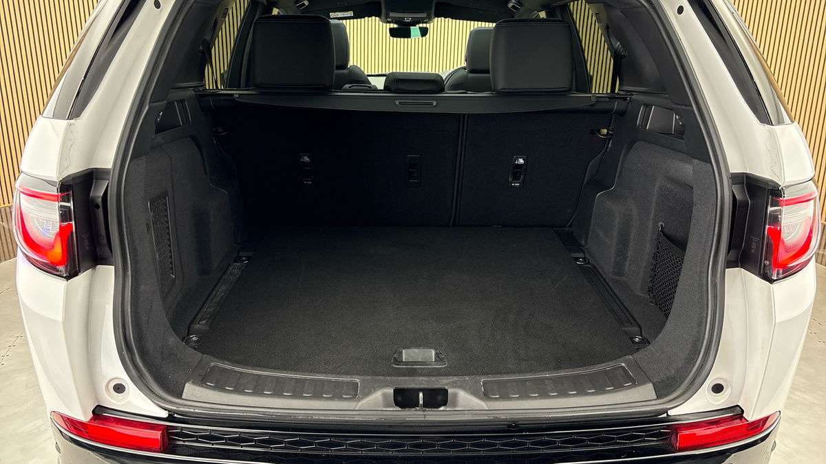 Land Rover Discovery Sport Image 11