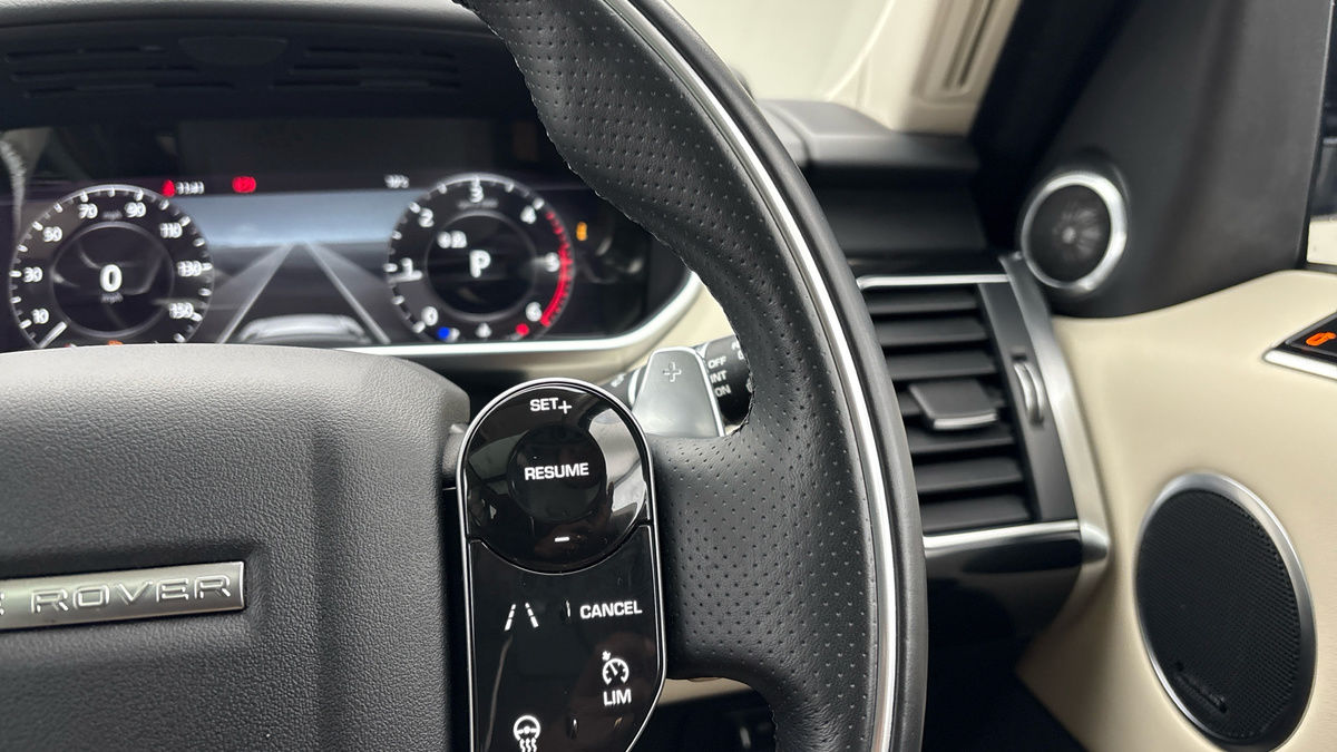 Land Rover Range Rover Sport Image 14