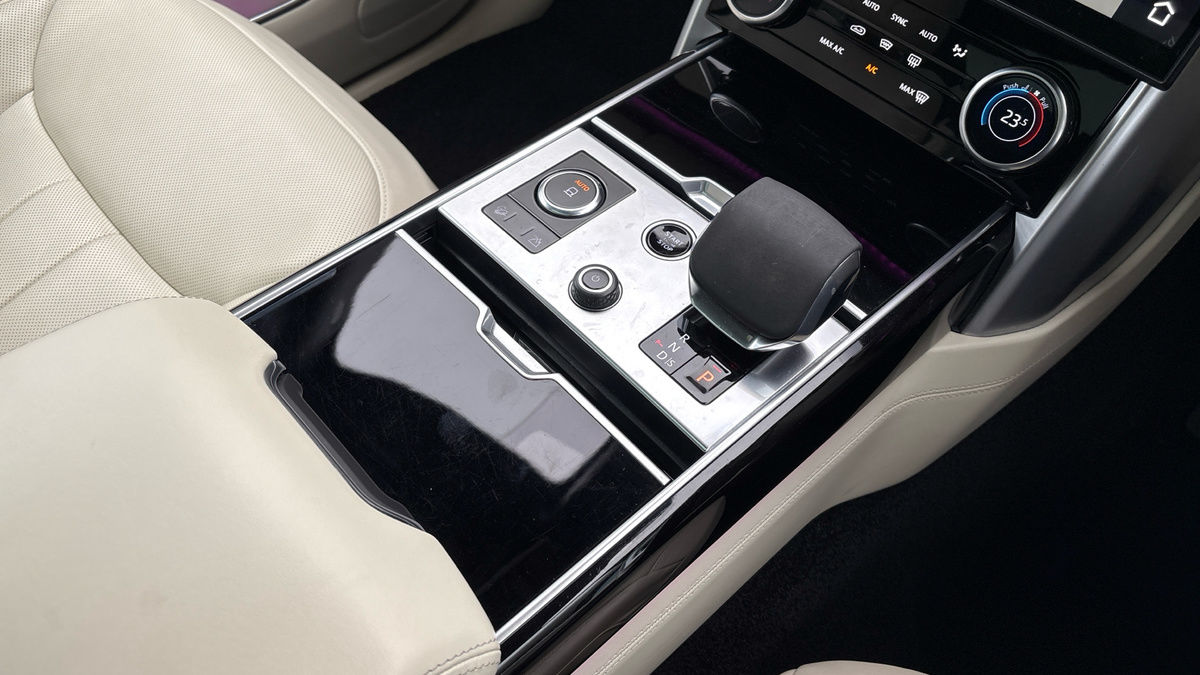 Land Rover Range Rover Image 18