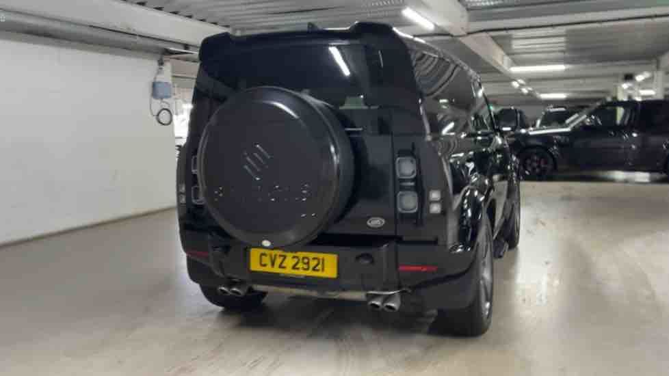 More views of Land Rover Defender 90