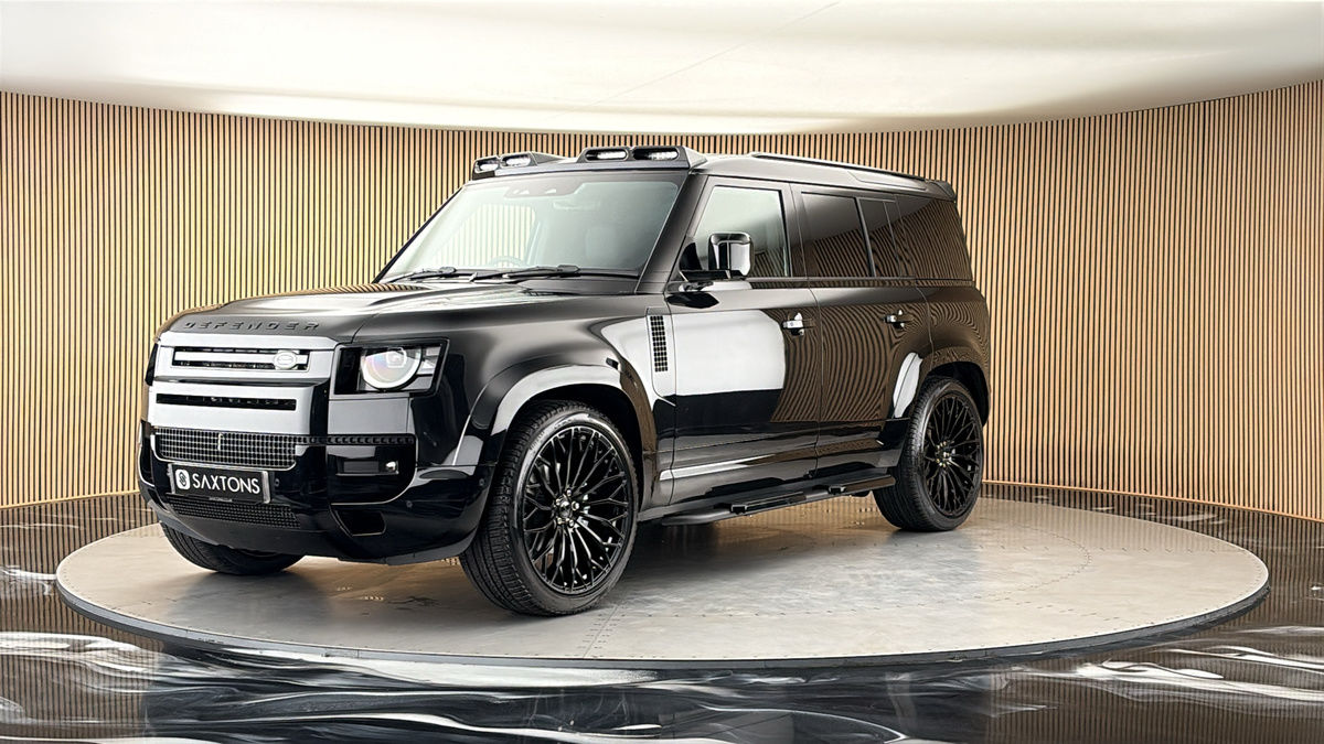 More views of Land Rover Defender 110