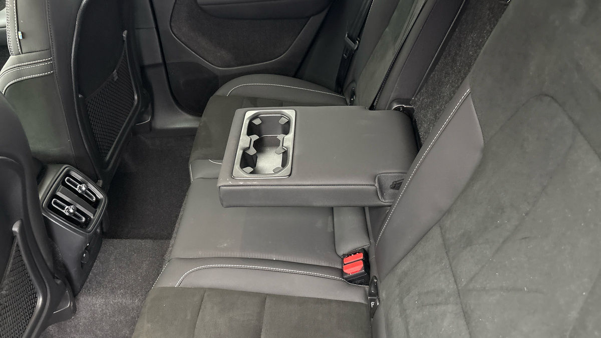 Volvo XC40 Image 9