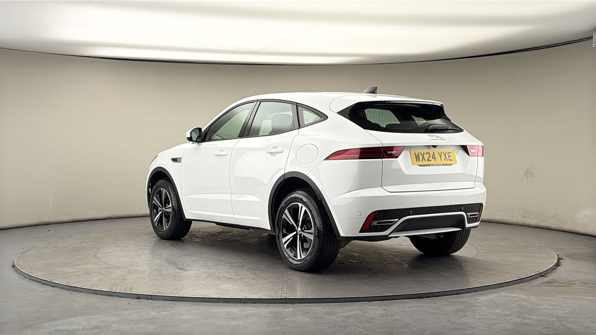 Jaguar E-PACE Image 2