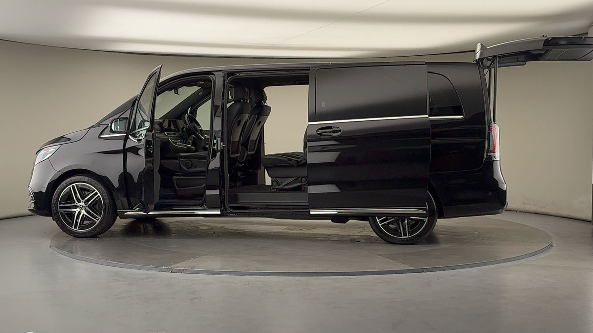 More views of Mercedes-Benz V Class