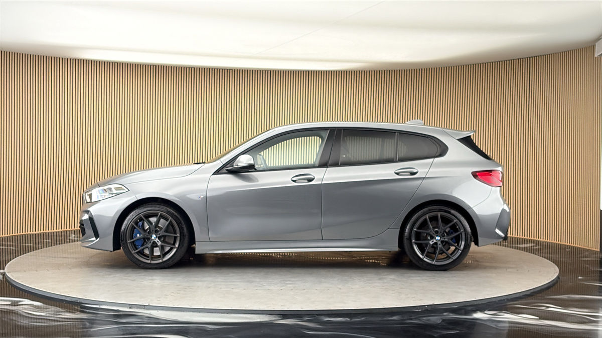 BMW 1 Series Image 15