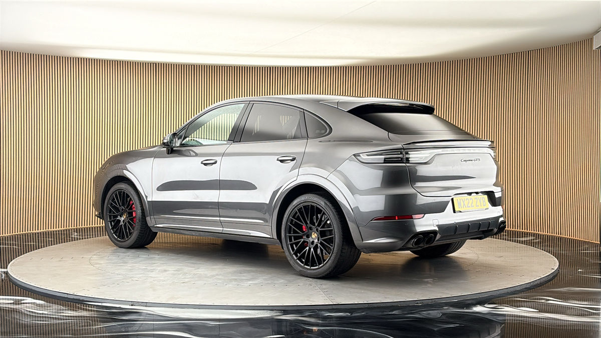 More views of Porsche Cayenne