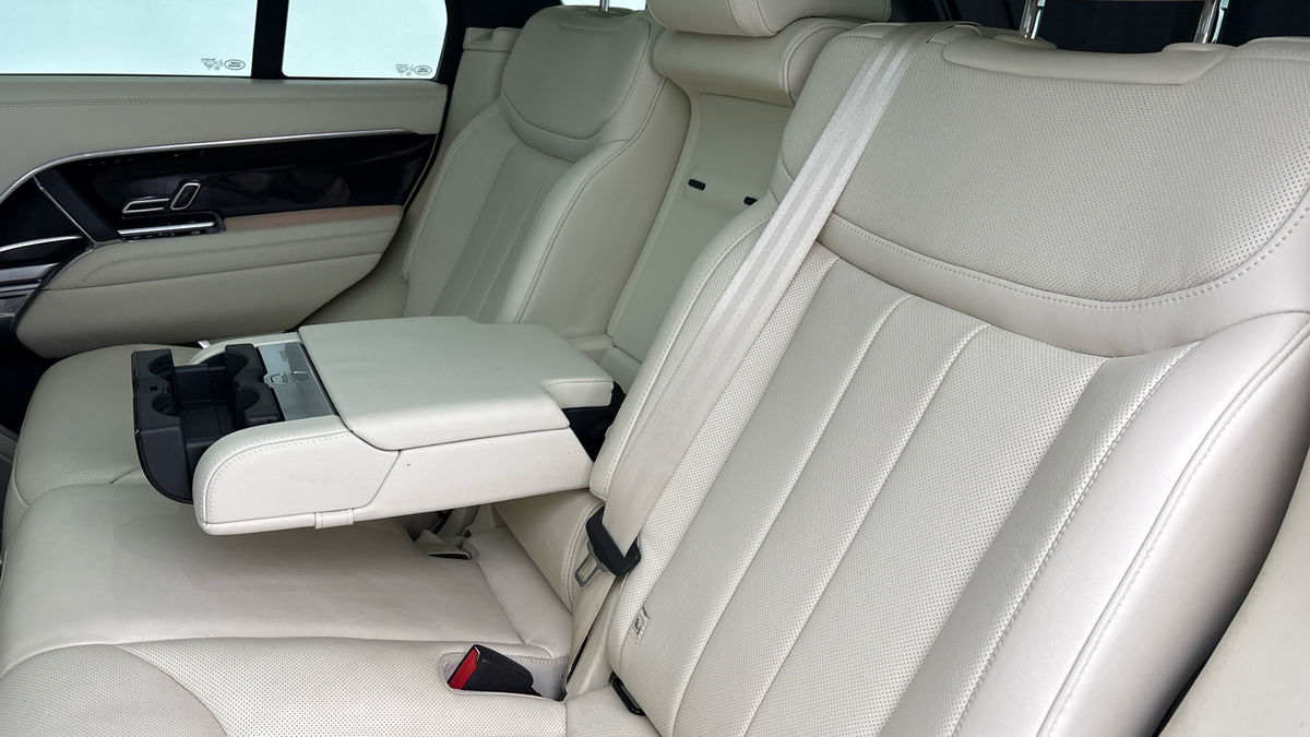 Land Rover Range Rover Image 9