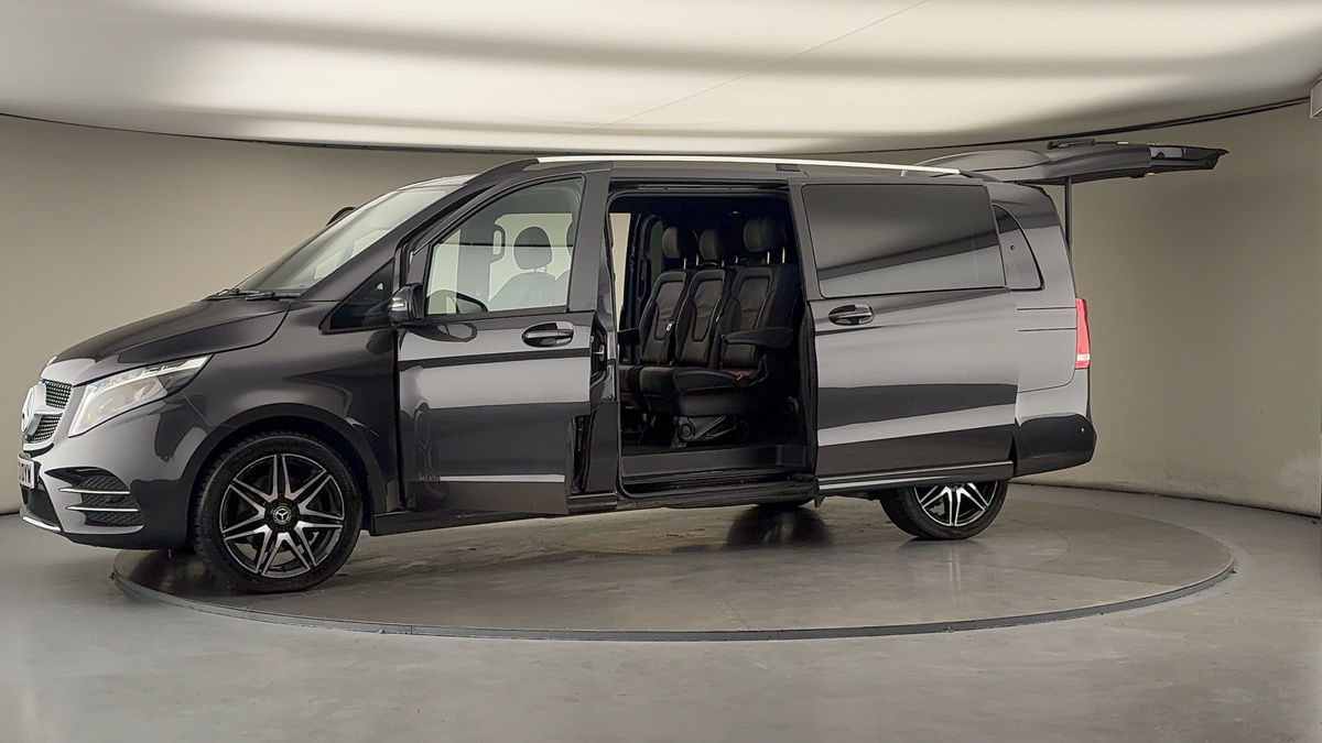 More views of Mercedes-Benz V Class