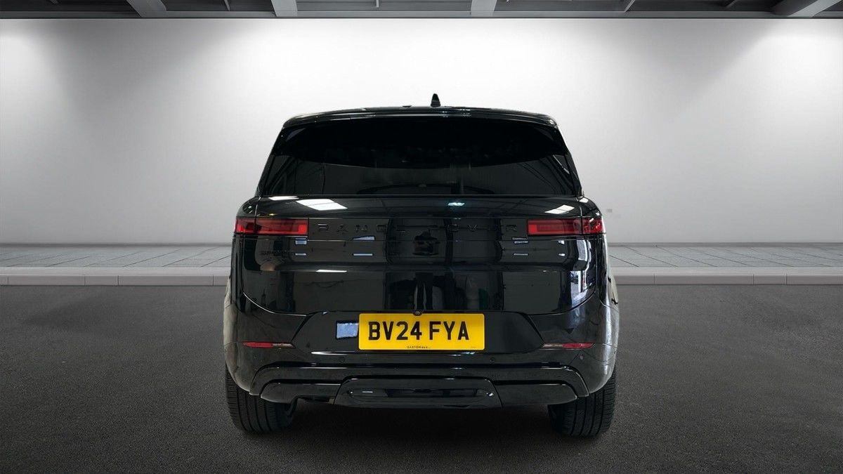 Land Rover Range Rover Sport Image 4