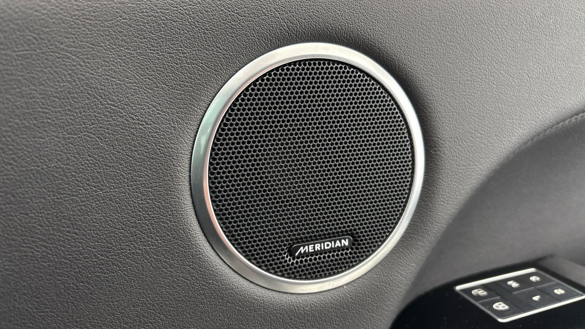 Land Rover Range Rover Sport Image 25