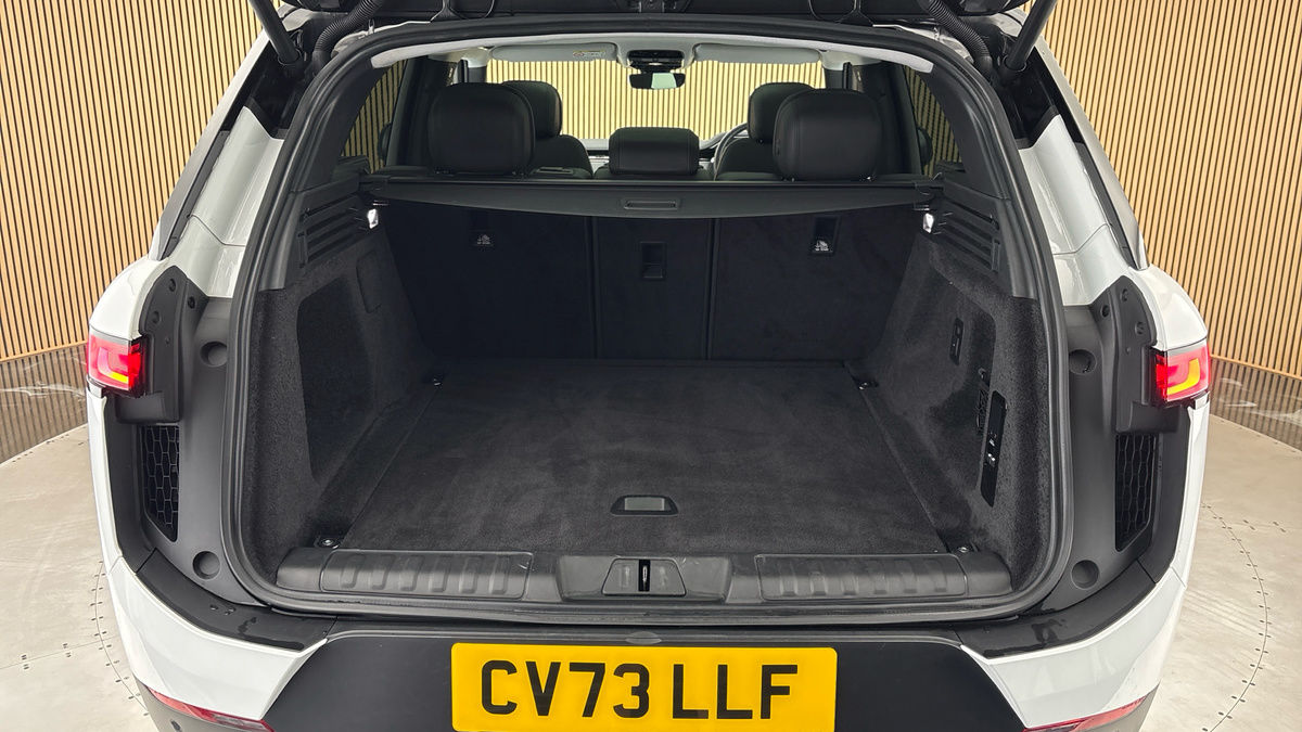 Land Rover Range Rover Sport Image 11