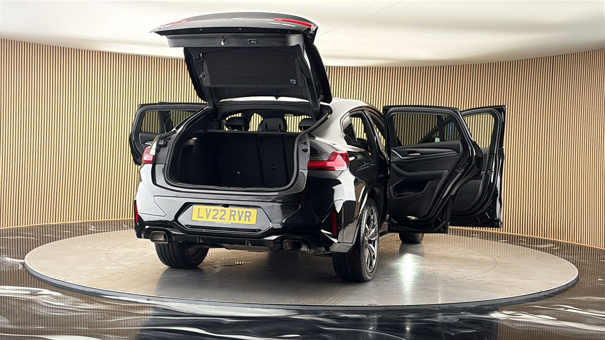 More views of BMW X4