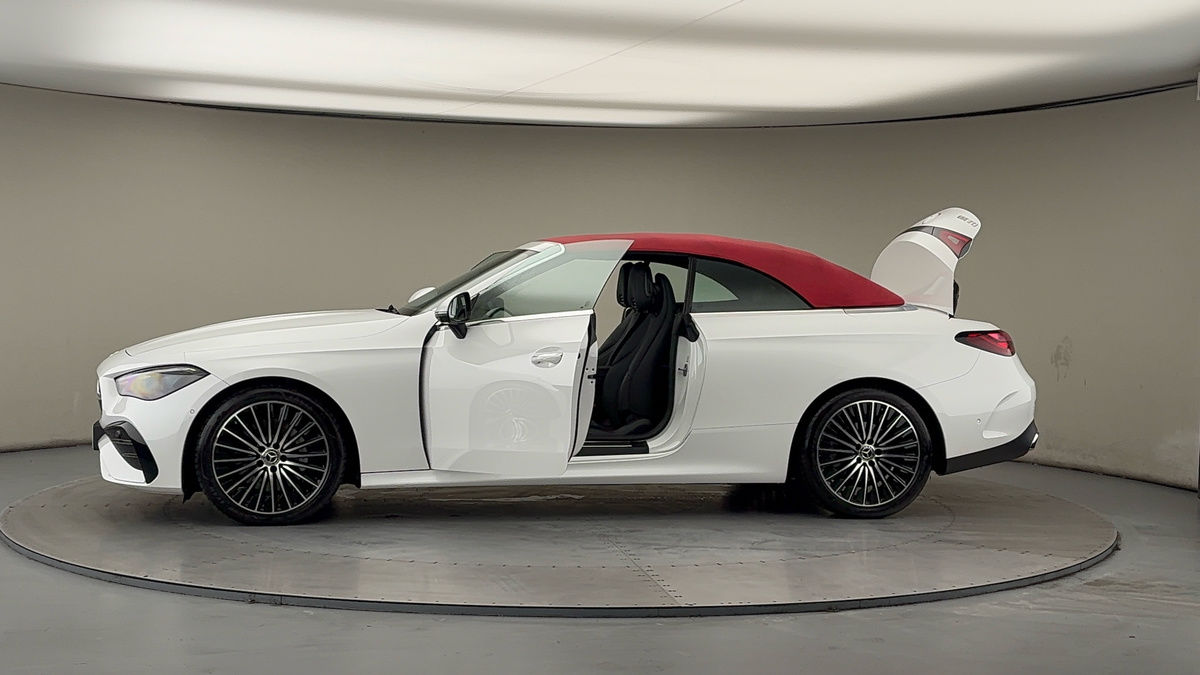 More views of Mercedes-Benz CLE