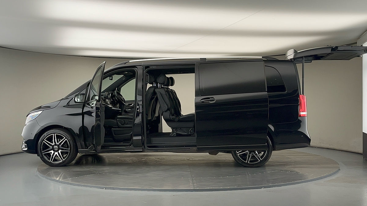 More views of Mercedes-Benz V Class