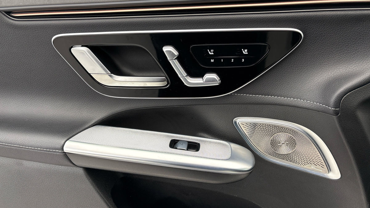 Mercedes-Benz EQE Image 19