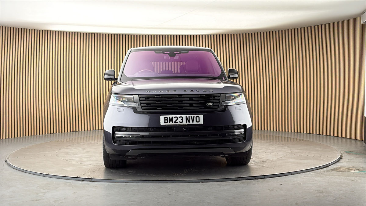 More views of Land Rover Range Rover