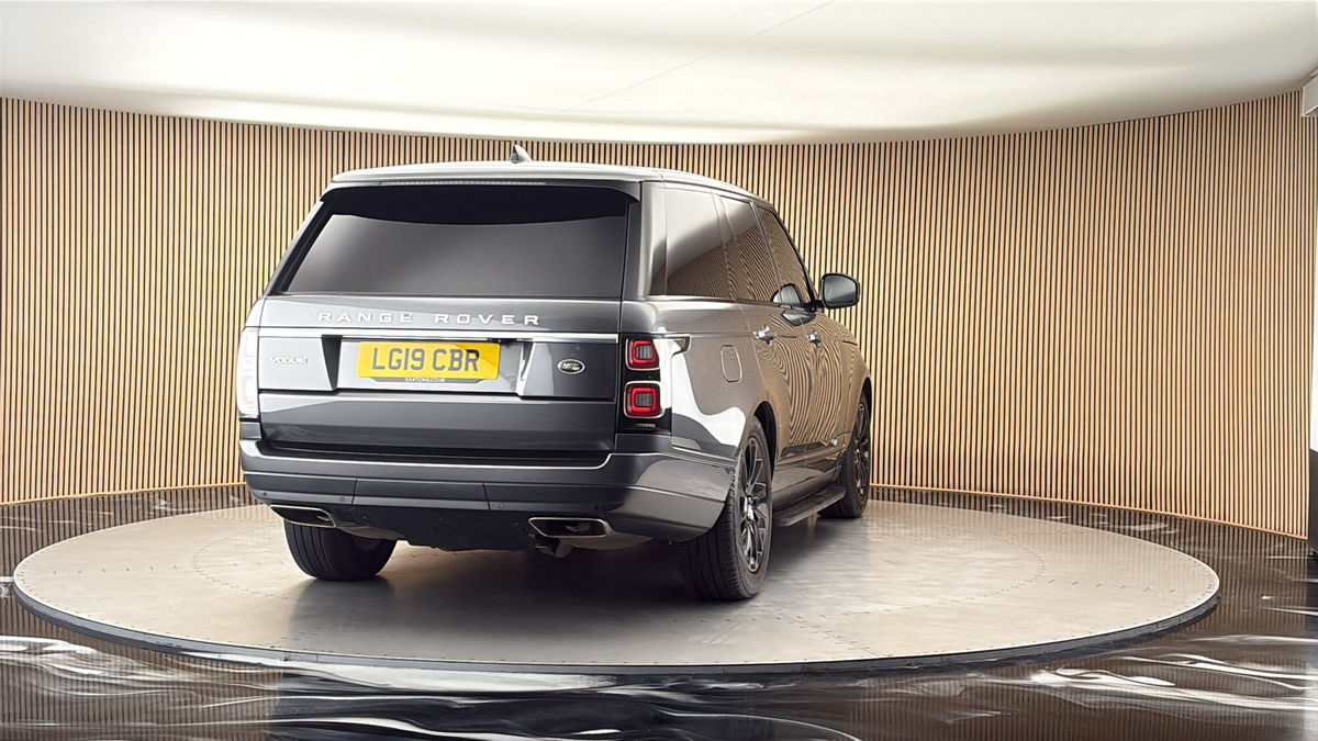 More views of Land Rover Range Rover