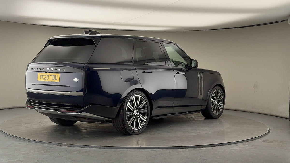 More views of Land Rover Range Rover