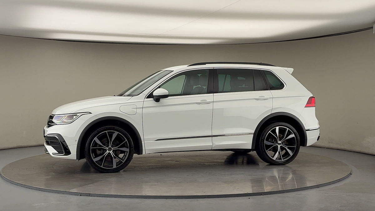 More views of Volkswagen Tiguan