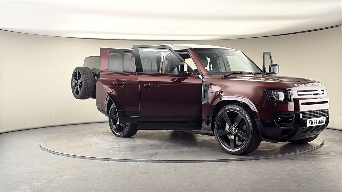 More views of Land Rover Defender 130